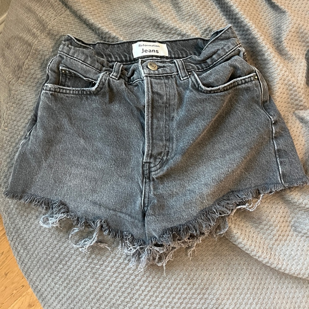 REFORMATION JEANS DENIM SHORTS SIZE 0